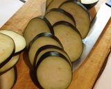 Une image de l'étape 1 de Millefeuille d aubergines et son émincé de porc.