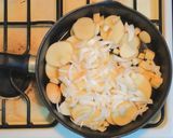Foto del paso 4 de la receta: Patatas a lo Pobre (Platillo Español)