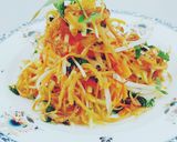 Hình bước làm 4 của món Gỏi xoài khô mực chiên