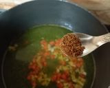 लेमन कोरीअंडर सूप (lemon coriander soup recipe in marathi) रेसिपी स्टेप 4 फोटो 