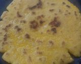 A picture of step 4 of Makki Di Roti.