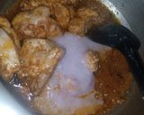 A picture of step 1 of Chicken Aloo Shorba.