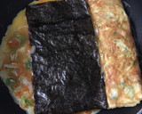 Foto langkah ke 4 dari resep Gyeran Mari (Omelete Gulung ala Korea).