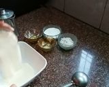 A picture of step 1 of सूजी के मीठे चिल्ले/पूड़े.