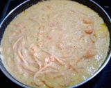 Hình bước làm 3 của món MÌ spaghetti sốt tôm-rau củ
