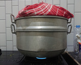 Foto langkah ke 5 dari resep Brownis Kukus.