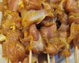 Foto langkah ke 3 dari resep Sate Ayam bumbu Kuning.