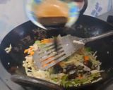 A picture of step 5 of Leftover fried rice.