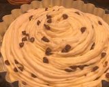 Pas rețetă Cruffins cu dulceață de afine, căpșuni, frișcă, nucă cu scorțișoară și fulgi de ciocolată😍😋 3 fotografie
