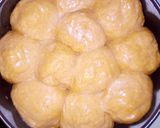 A picture of step 6 of Garlic Brown buns.