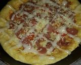 Foto langkah ke 7 dari resep Pizza teflon empuk enak renyah.