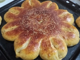 خبز خفيف وبنين على شكل 🌼🌼