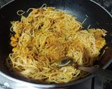 চিকেন নুডুলস (chicken noodles recipe in Bengali) রেসিপির ধাপ 8 ছবি