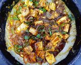 A picture of step 4 of Chilli paneer semi gravy.