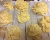 Foto del paso 2 de la receta: Patatas duquesa con teja de mozzarella