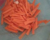 Foto langkah ke 2 dari resep Tumis brokoli wortel.