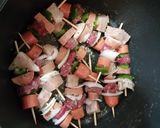 Foto del paso 2 de la receta: Brochetas a la olla