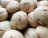 Kovásszal készült keksz recept fázis 5 fotója