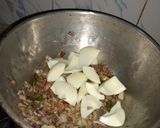 A picture of step 4 of Egg pepper dry.