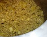 A picture of step 18 of Sohanjna alu matar(Indian horseradish with potato and peas).