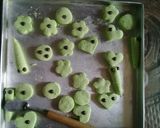 Foto langkah ke 6 dari resep Kue kering ulat bulu, semprit.