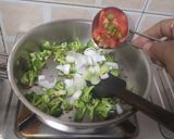 স্প্ৰাউট স্টি ফ্রাই  (Sprouts stir fry recipe in Bengali) রেসিপির ধাপ 4 ছবি