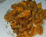 Foto del paso 4 de la receta: Radiatori con pollo y salmorejo canario