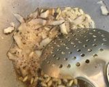 A picture of step 4 of Jaggery-Carrot Jarda.