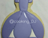 Foto langkah ke 6 dari resep Tutorial : Sofia the First Cookies.