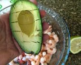 Foto del paso 5 de la receta: Cóctel de camarones y palta