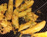 A picture of step 2 of Pakora fries 🍟.