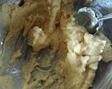 Foto langkah ke 2 dari resep Muffin Tape Keju Eggless.