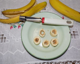 Foto del paso 2 de la receta: Bananas rellenas con dulce de leche