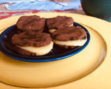 Foto del paso 5 de la receta: Keto - Alfajores de chocolate rellenos con crema de limón