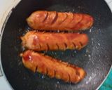 Foto langkah ke 4 dari resep Sosis Bakar Teflon.