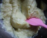 Foto langkah ke 4 dari resep Korean Garlic Cheese Bread with cheese bechamel.