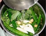 A picture of step 2 of Spicy Green Chutney For Sandwiches 📌.