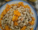 A picture of step 4 of Mango macaroni salad.