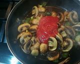 Foto del paso 2 de la receta: Arroz con champiñones y castañas