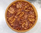 Gambar langkah 6 resipi Honey Walnut Tart.