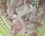 Hình bước làm 2 của món Sườn sốt chua ngọt