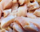 A picture of step 2 of Crockpot Buffalo Ranch Chicken 🐔.