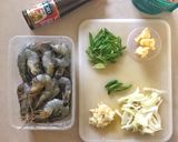 Foto langkah ke 1 dari resep Udang Saos Mentega.