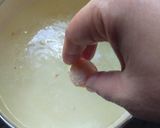 Foto langkah ke 3 dari resep Sup Bola - Bola Ayam Simple (MPASI 1y+).