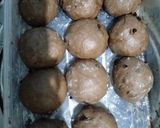 Foto langkah ke 4 dari resep Triple Dark Brownies Sourdough Bread.