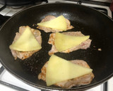 Foto del paso 8 de la receta: Escalopas de lomo con pimientos, queso y guarnición de verdura confitada