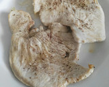 Foto del paso 1 de la receta: Pechuga de pavo con salsa de miel