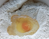 Foto del paso 2 de la receta: Medialunas de manteca