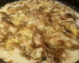 Foto del paso 4 de la receta: Fugazzeta rellena de jamón y queso