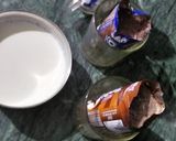 A picture of step 2 of Oreo Biscuit Ice Cream.